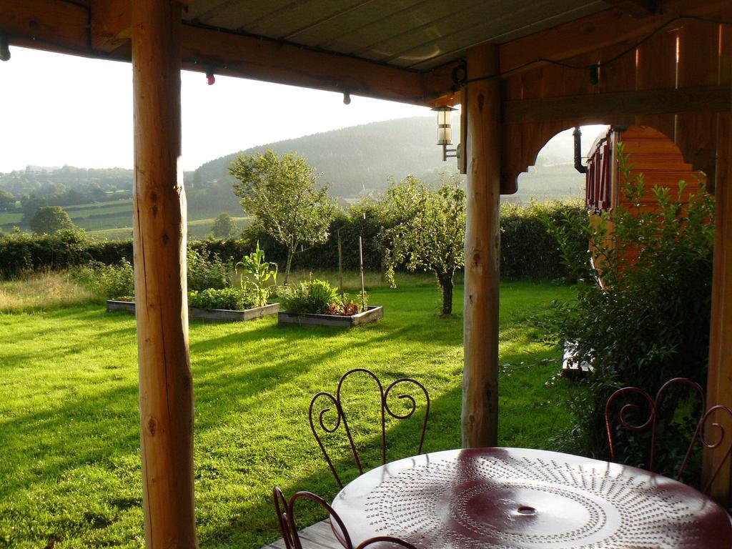 Villa La Roulotte de la Fay Dompierre-les-Ormes Habitación foto
