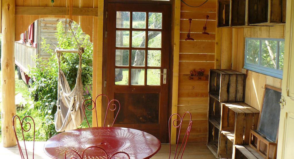 Villa La Roulotte de la Fay Dompierre-les-Ormes Habitación foto